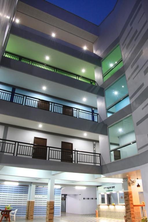 Paragon One Residence Bangkok Buitenkant foto