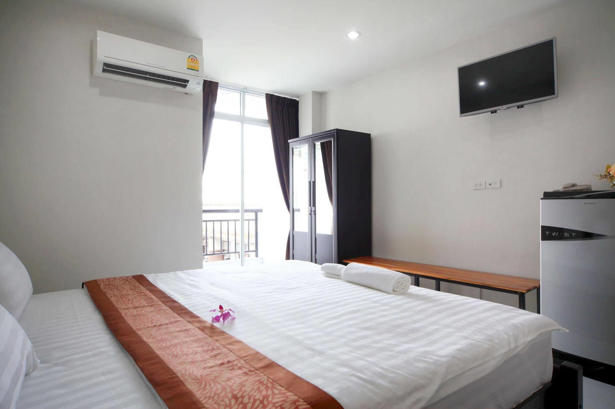 Paragon One Residence Bangkok Buitenkant foto
